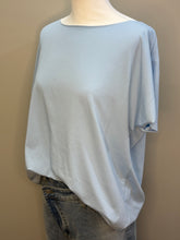 Charger l'image dans la galerie, T-shirt Bill bleu ciel

