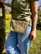 Charger l'image dans la galerie, Sac lamelles cuir
