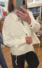 Charger l'image dans la galerie, Veste Anne beige
