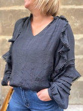 Charger l'image dans la galerie, Blouse froufrou noir
