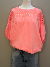 Charger l'image dans la galerie, T-Shirt Louis Corail

