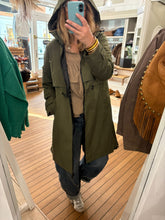 Charger l&#39;image dans la galerie, Imperméable IDÉAL Kaki
