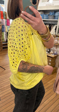 Charger l'image dans la galerie, T-Shirt Louis jaune
