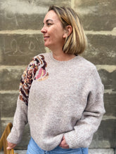 Charger l&#39;image dans la galerie, Pull SEQUINS
