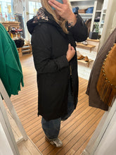 Charger l&#39;image dans la galerie, Imperméable IDÉAL Noir/imprimé léopard
